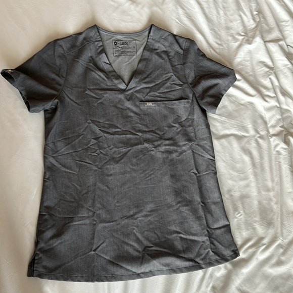 Gray Figs XS scrub top - Picture 2 of 5